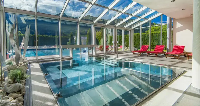 Impuls-Hotel-Pool Poolbereich im Impuls Hotel