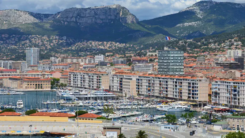 Toulon_Hafen-©-AdobeStock