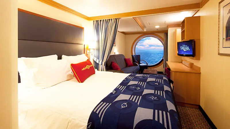 Deluxe-Family-Oceanview-Stateroom Deluxe-Family-Oceanview-Stateroom Foto: © Disney Dream