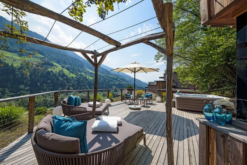 Quellenhof_Terrasse Bild--QuellenhofPR.9
