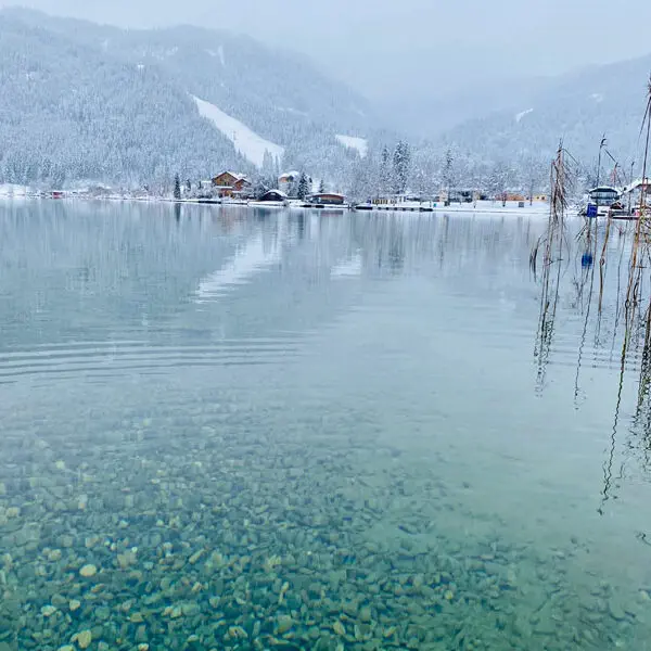 Weissensee-Kaltes-Bad-im-See Weissensee-Kaltes-Bad-im-See