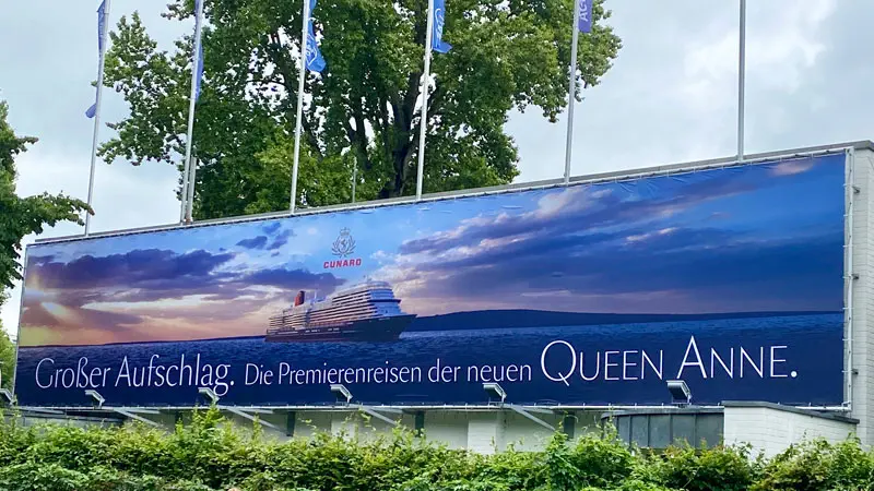 Werbe-Banner--Queen-Anne-am-Rothenbaum Werbe-Banner--Queen-Anne-am-Rothenbaum Foto: © Andrea Fischer, Trips4Kids.de